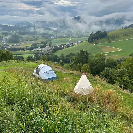 Kamp alanı Camping, Bring Your Tent, Or Caravan *